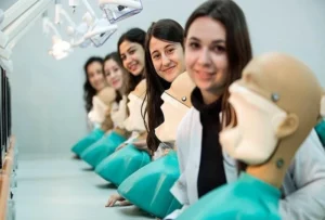 مزایای تحصیل دندان پزشکی در ترکیه 